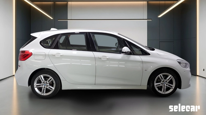 BMW Serie 218d Active Tourer Sport au