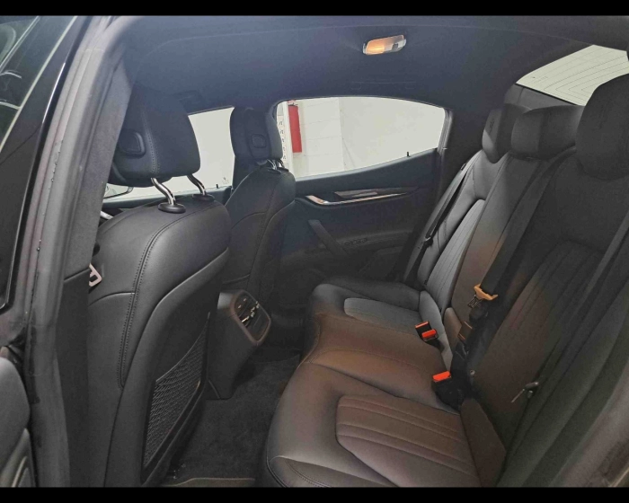 Maserati Ghibli  2.0 mhev GT 330cv rwd auto