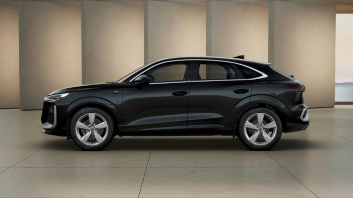 Audi Q3 Sportback   S line e-hybrid  200 kW S tronic