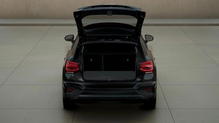 Audi Q2    Business 30 TDI  85(116) kW(CV) 6-marce