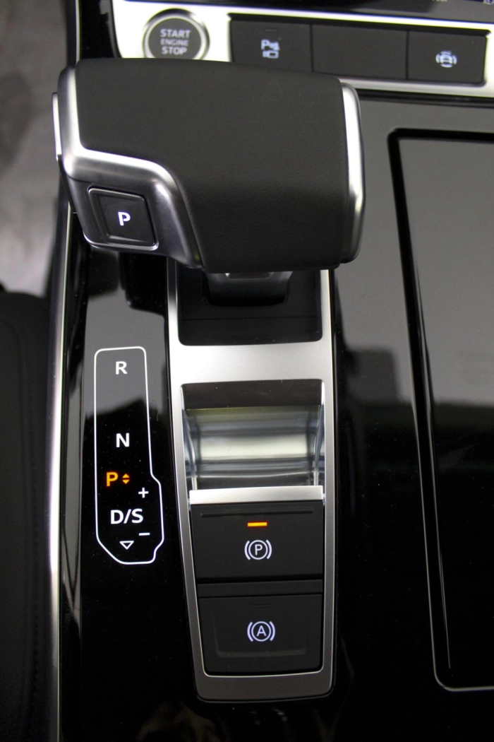 Audi A8     50 TDI quattro 210(286) kW(CV) tiptronic