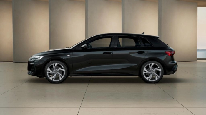 Audi A3 Sportback   S line edition TFSI e  150 kW S tronic