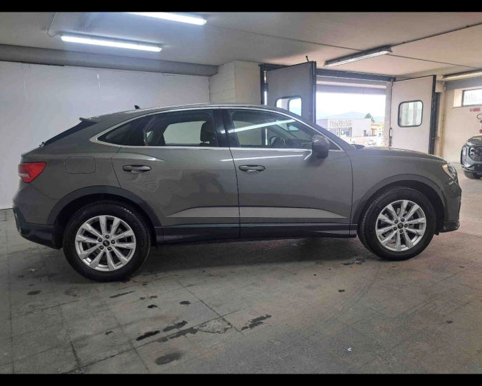 Audi Q3 Sportback  35 1.5 tfsi Business Plus