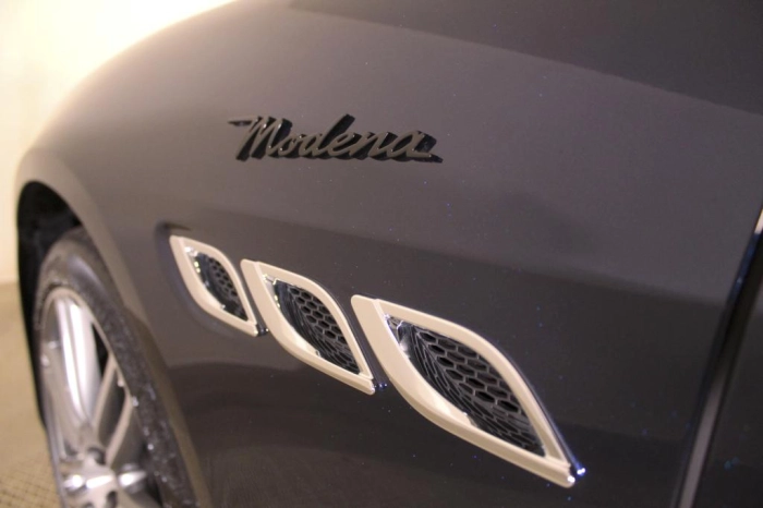 Maserati Quattroporte  3.0 V6 Modena Q4 430cv a