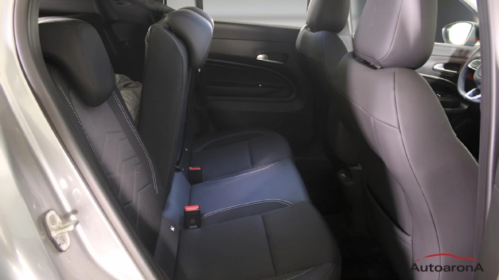 Jeep Avenger  -  1.2 turbo e-hybrid Summit fwd 100cv edct6