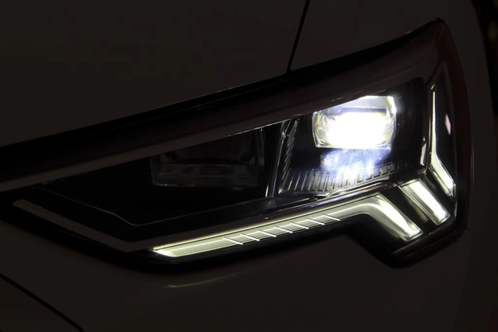 Audi Q3 Sportback  45 1.4 tfsi e Business Pl