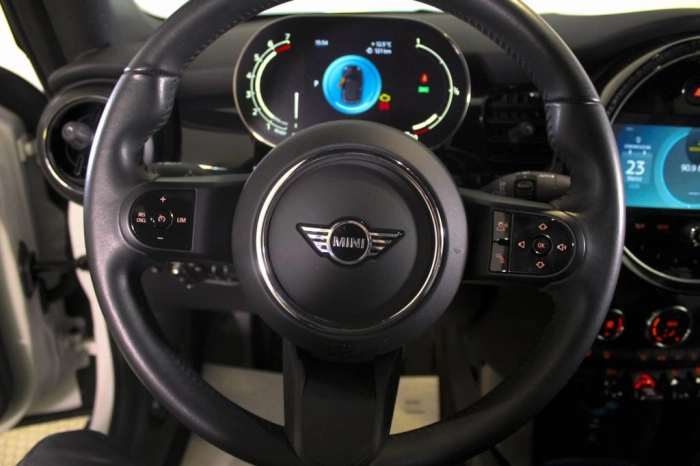 MINI IV   -  Cabrio 1.5 Cooper Resolute auto