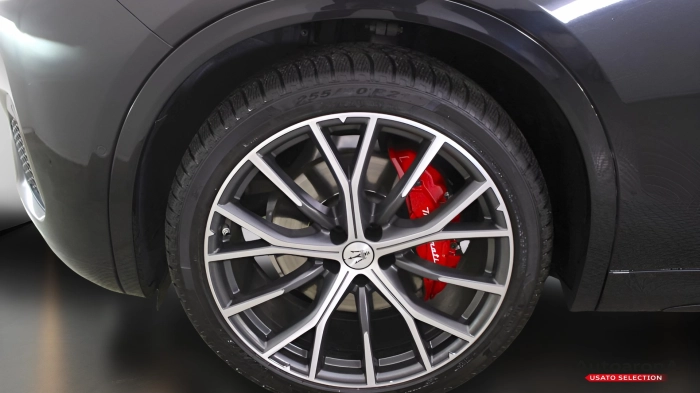 Maserati Grecale 2.0 mhev Modena 330cv auto