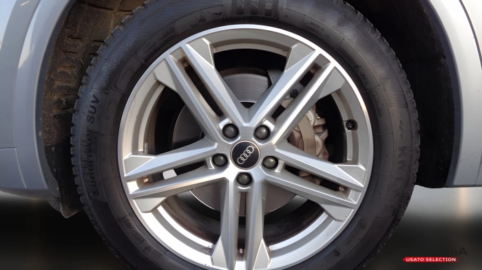 Audi Q5 Sportback  2021 -  40 2.0 tdi mhev 12V S line 