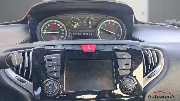 Lancia Ypsilon  1.2 Opening edition 69cv