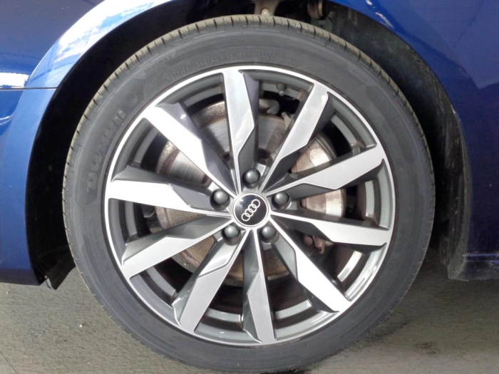 Audi A4 Avant  40 2.0 tdi mhev S line edition qu