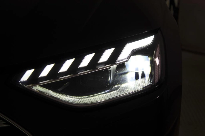 Audi A4 Avant  35 2.0 tdi mhev Business Advanced 163cv s-tronic