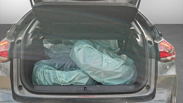 Citroen C4  1.5 bluehdi Shine s&s 130cv eat8