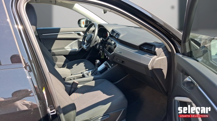 Audi Q3 Sportback  35 2.0 tdi Business Plus 
