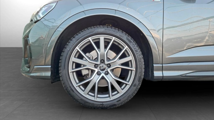 Audi Q3 Sportback  40 2.0 tfsi S line editio