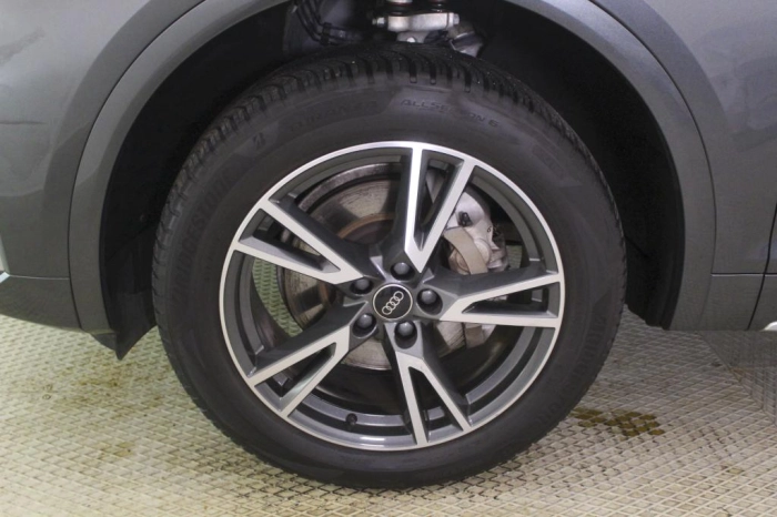 Audi Q5  40 2.0 tdi mhev 12V S line quattro s-tronic