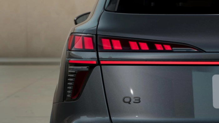 Audi Q3 Sportback   Business Advanced TDI  110 kW S tronic