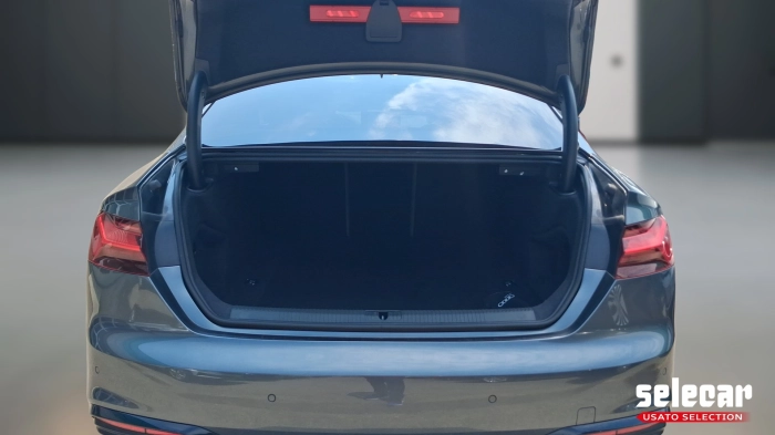 Audi A5  Coupe 40 2.0 tdi mhev S line edition 2