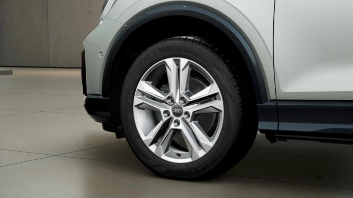 Audi Q2    Business Advanced 30 TFSI  85(116) kW(CV) 6-marce