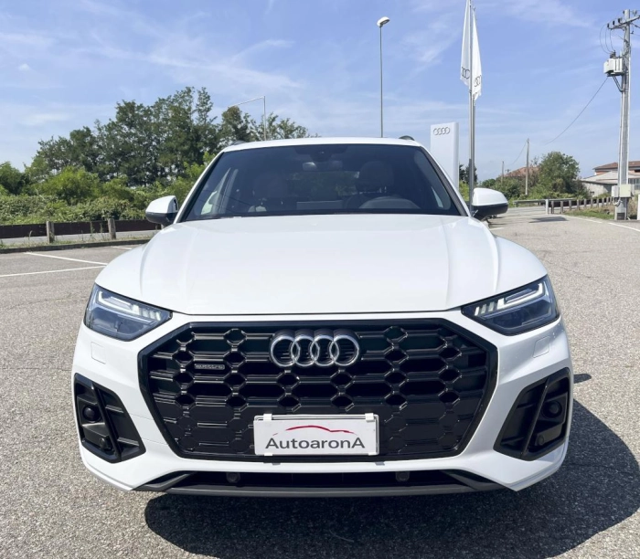 Audi Q5  40 2.0 tdi mhev 12V Edition One quattro s-tr