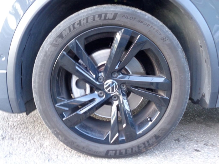 Volkswagen Tiguan  2.0 tdi R-Line 4motion 200cv dsg