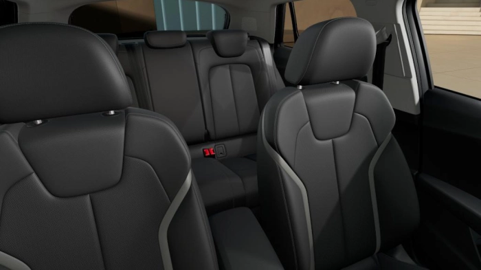 Audi Q2    Identity Black 35 TFSI  110(150) kW(CV) S tronic