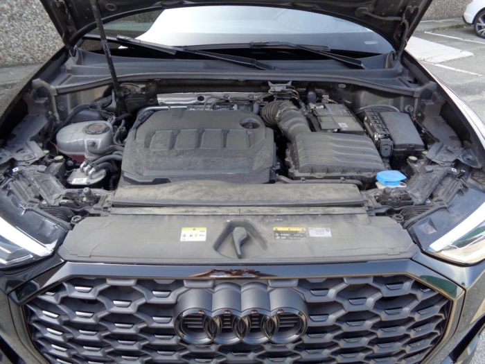 Audi Q3 Sportback  35 2.0 tdi S line edition s