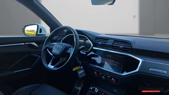 Audi Q3  40 2.0 tfsi S line edition quattro s-tronic