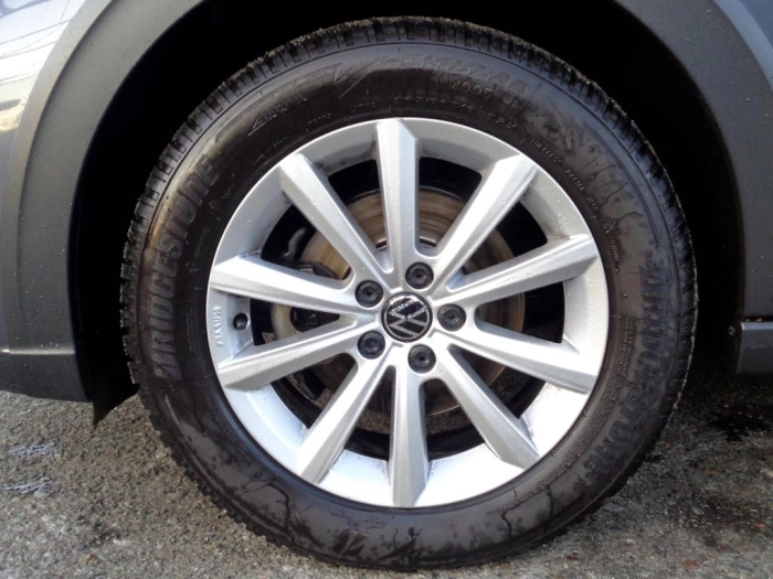 Volkswagen Taigo 1.0 tsi R-Line 110cv dsg