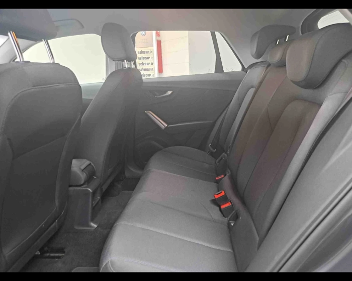 Audi Q2  30 2.0 tdi Business