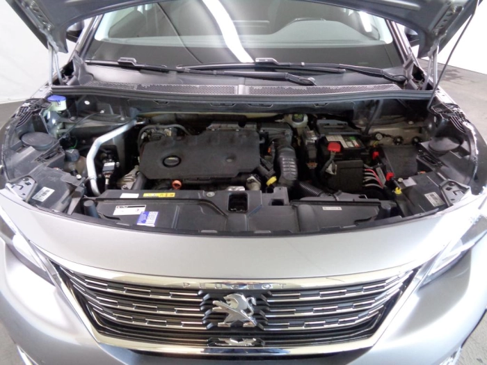 Peugeot 5008  1.5 bluehdi Active s&s 130cv 7p.ti