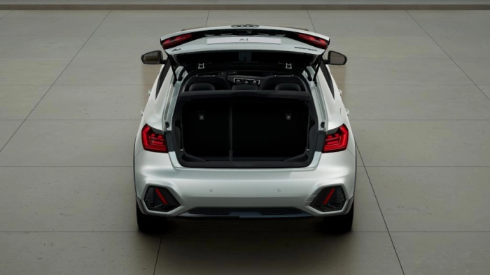 Audi A1 Allstreet   Identity Contrast 30 TFSI  85(116) kW(CV) S tronic