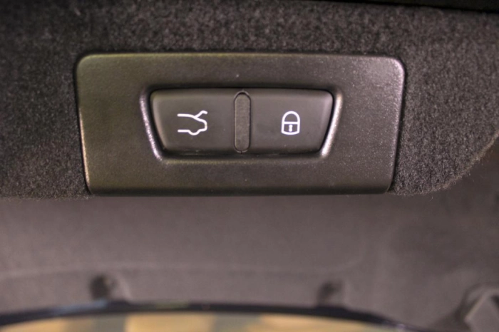 Maserati Quattroporte  3.0 V6 Modena Q4 430cv a