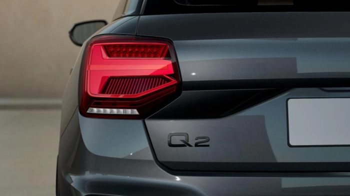 Audi Q2    Identity Black 35 TFSI  110(150) kW(CV) S tronic