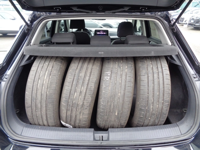 Volkswagen T-Roc  1.0 tsi Style
