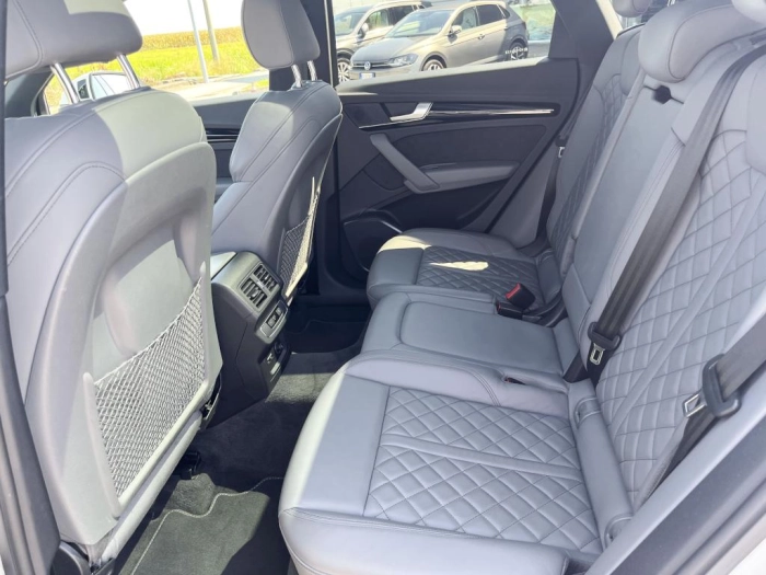 Audi Q5  40 2.0 tdi mhev 12V Edition One quattro s-tr