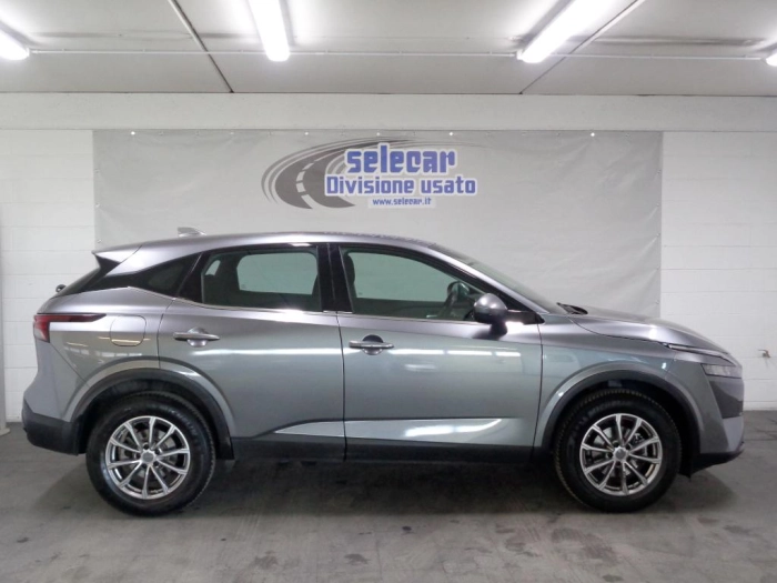 Nissan Qashqai  1.3 mhev Business 2wd 158cv xtron