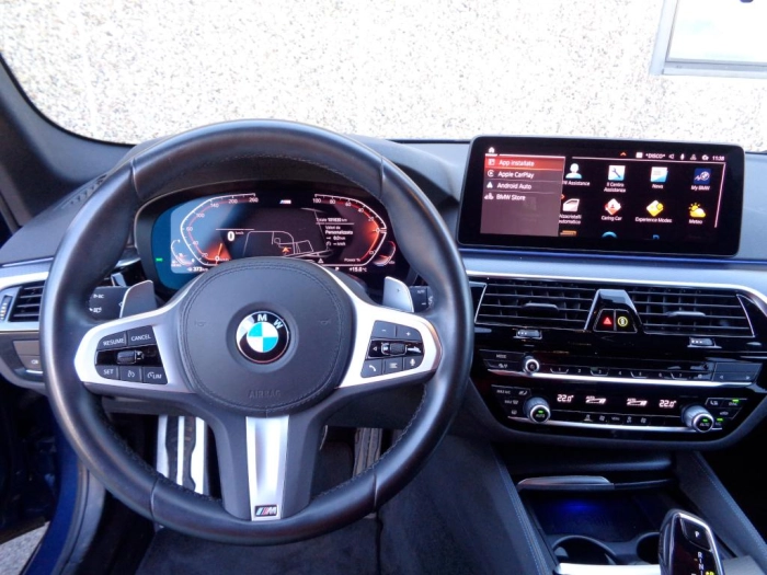 BMW Serie 520d Touring mhev 48V xdrive 