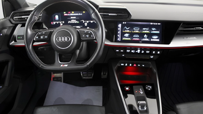 Audi S3  Sportback 2.0 tfsi quattro s-tronic
