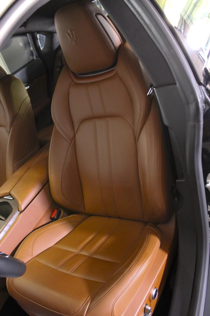 Maserati Quattroporte  3.0 V6 Modena Q4 430cv a