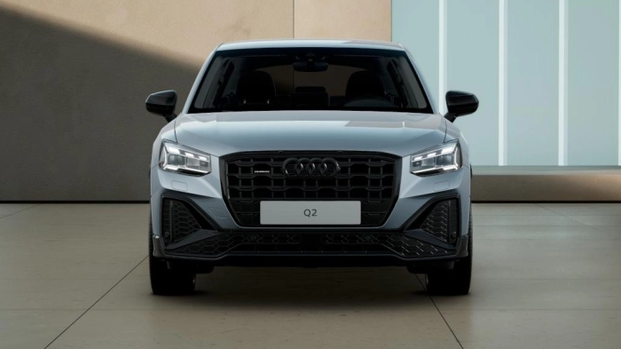 Audi Q2    Identity Black 35 TFSI  110(150) kW(CV) S tronic