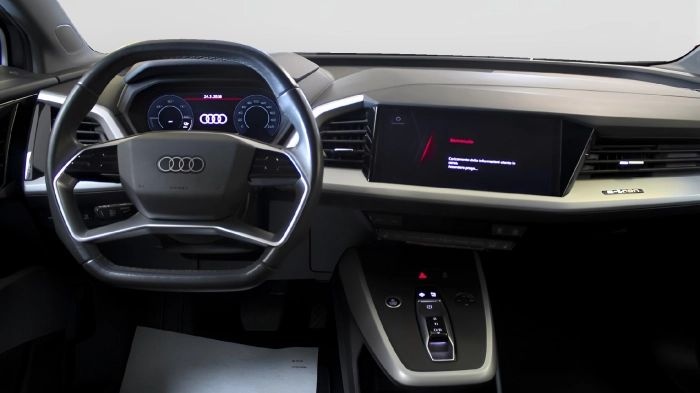 Audi Q4 40 Business Advanced