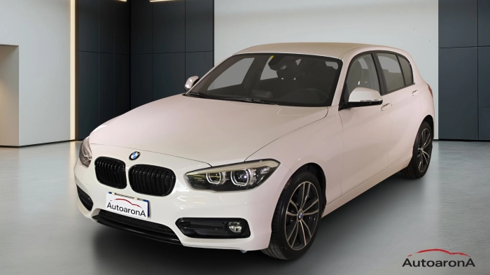BMW Serie 116d Sport 5p my18