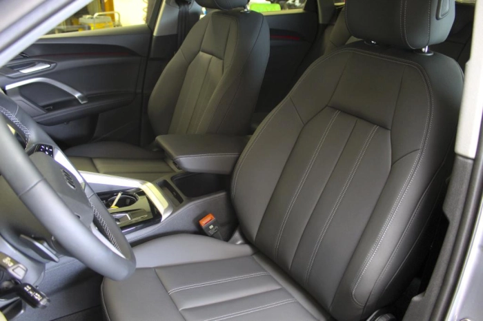 Audi Q5 Sportback   Sportback Business Advanced e-hybrid quattro 220 kW S tronic