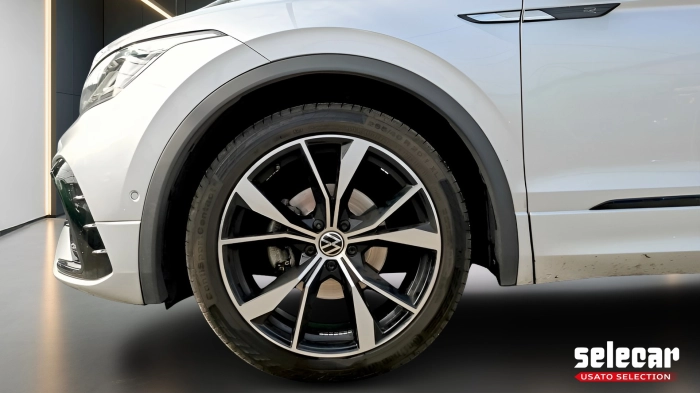 Volkswagen Tiguan  2.0 tdi R-Line 4motion 150cv dsg