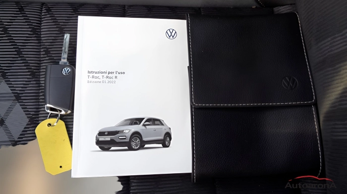 Volkswagen T-Roc  2022 -  1.0 tsi R-Line 110cv