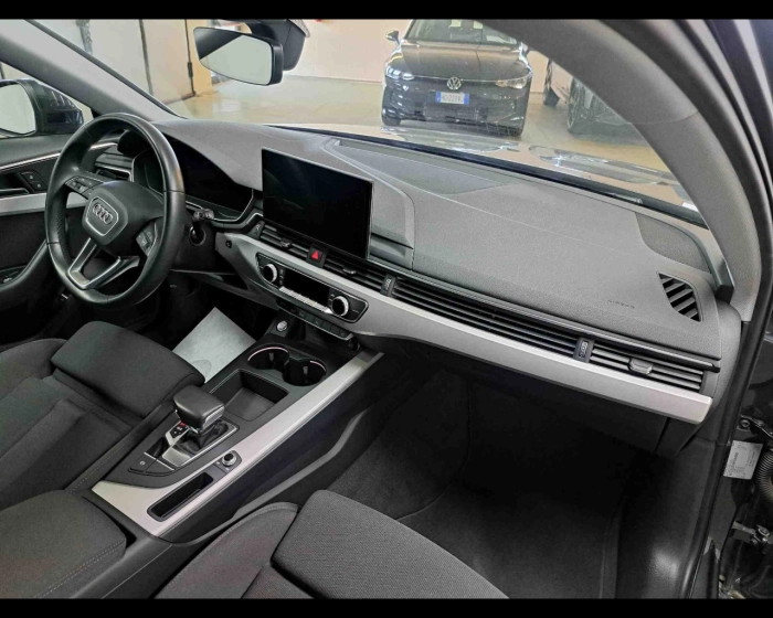 Audi A4 Avant  35 2.0 tdi mhev Business Advanced