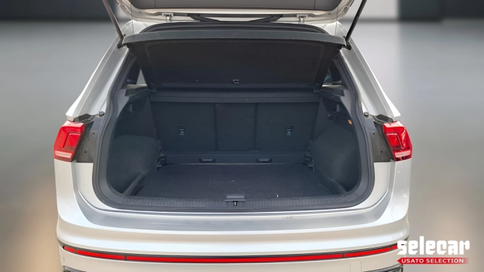 Volkswagen Tiguan  2.0 tdi R-Line 4motion 150cv dsg