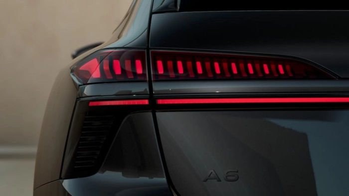 Audi A6   Avant S line edition TDI quattro 150 kW S tronic