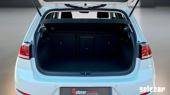 Volkswagen Golf e- 5p